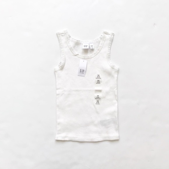 GAP Other - Gapkids off white lace hem tank XS(4-5T)